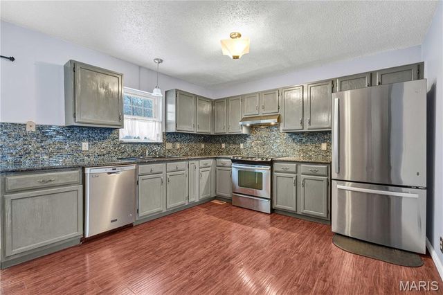 2230 Columbus Circle, Warrenton, MO 63383