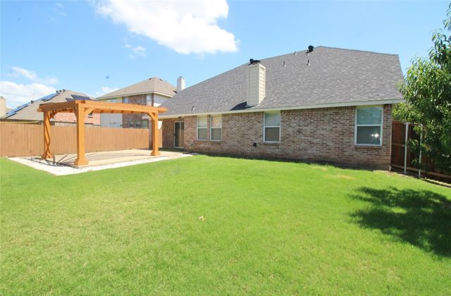 928 Oakcrest Drive, Wylie, TX 75098