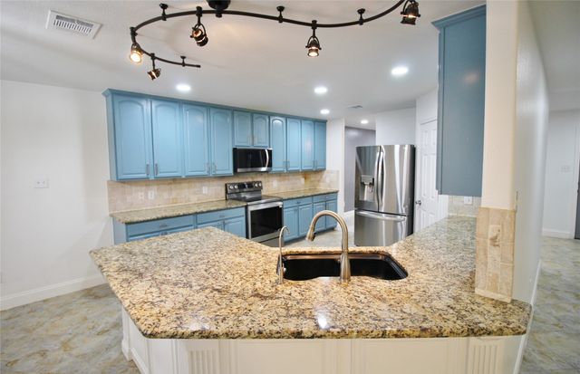 928 Oakcrest Drive, Wylie, TX 75098