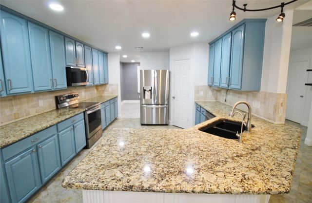928 Oakcrest Drive, Wylie, TX 75098