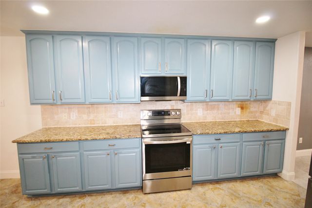928 Oakcrest Drive, Wylie, TX 75098
