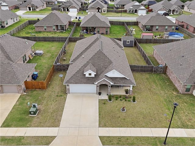 2408 England Lane, Pea Ridge, AR 72751