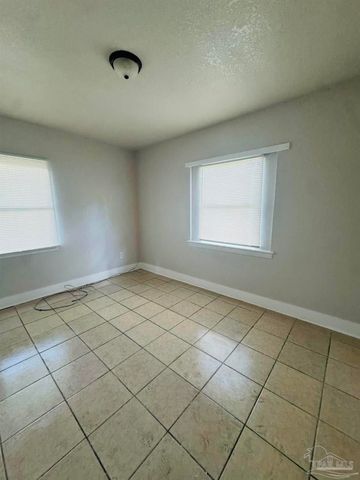 4957 Elsa Ave, Pensacola, FL 32506