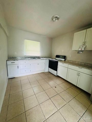 4957 Elsa Ave, Pensacola, FL 32506