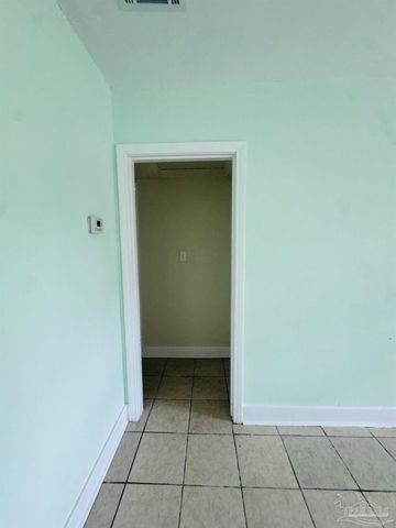 4957 Elsa Ave, Pensacola, FL 32506