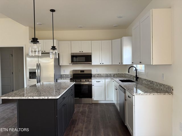 349 Annabelle Way, Jamestown, TN 38556