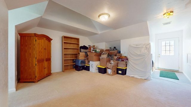 12 Gordon Ln, Yarmouth, MA 02675