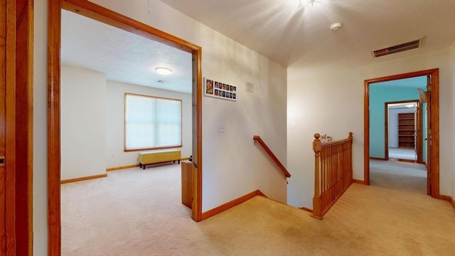 12 Gordon Ln, Yarmouth, MA 02675