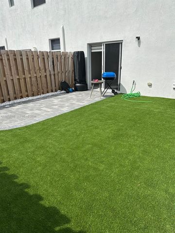 12221 NW 23rd Pl, Miami, FL 33167