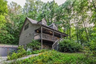 1138 W Outer Drive, Oak Ridge, TN 37830