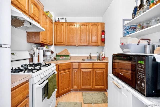 1323 Purdy Street, Bronx, NY 10462