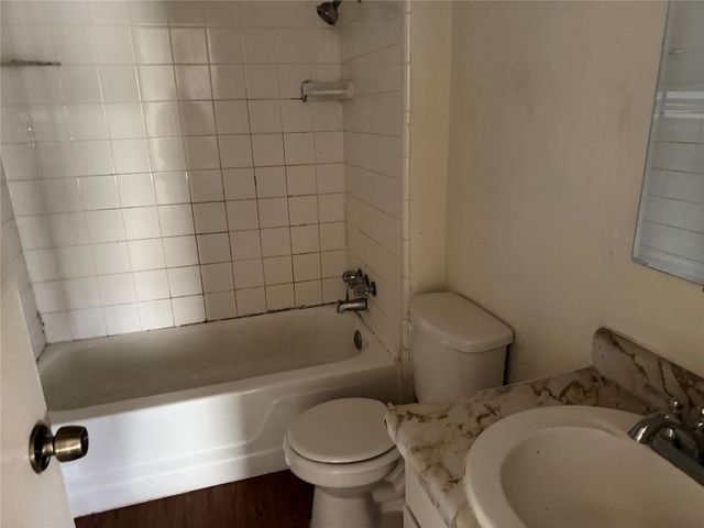 1208 Neptune Drive, Cedar Hill, TX 75104