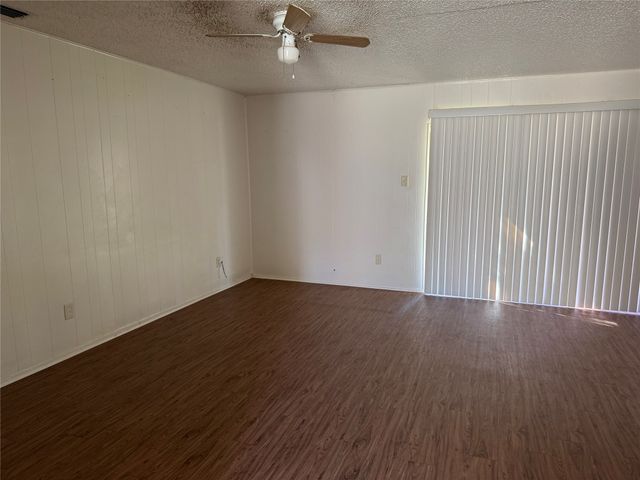 1208 Neptune Drive, Cedar Hill, TX 75104