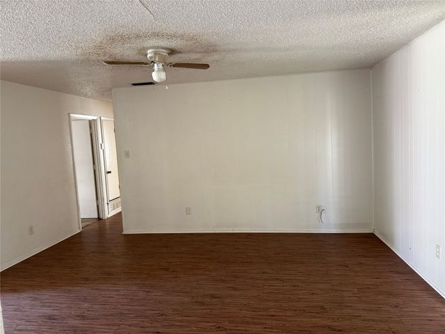 1208 Neptune Drive, Cedar Hill, TX 75104