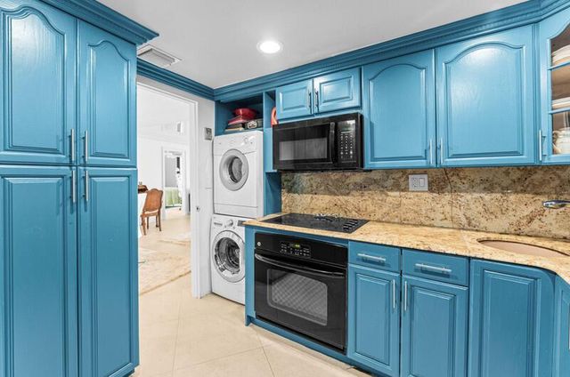 1200 S Flagler Drive 403, West Palm Beach, FL 33401