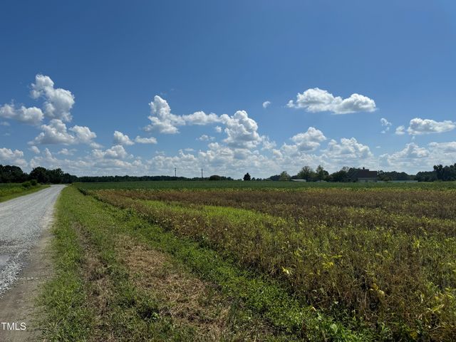 1 Green Path Road, Dunn, NC 28334