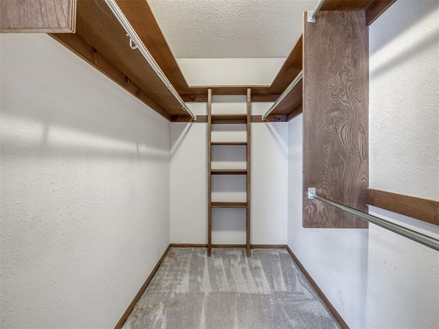 2121 Stepping Stone Trail, Edmond, OK 73013