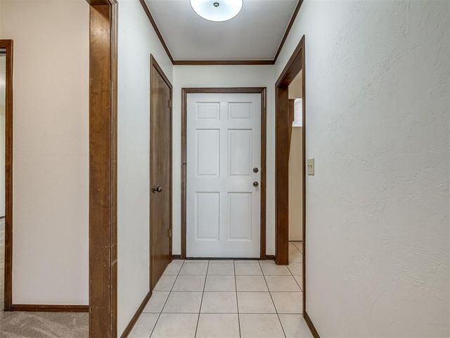 2121 Stepping Stone Trail, Edmond, OK 73013