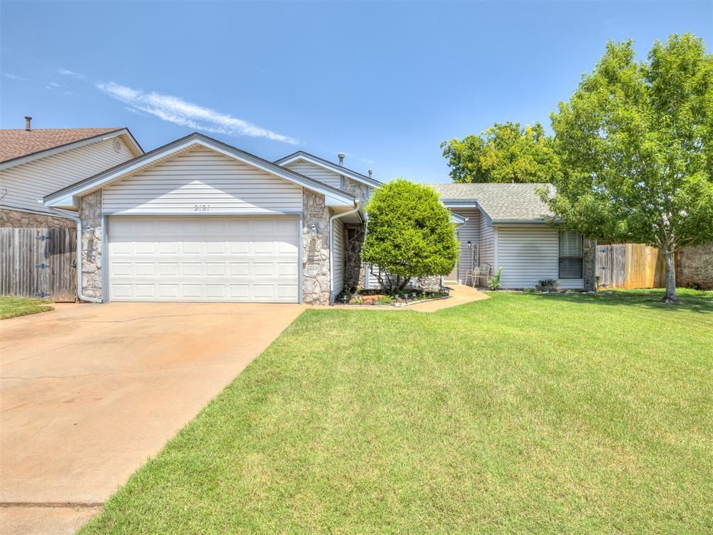 2121 Stepping Stone Trail, Edmond, OK 73013