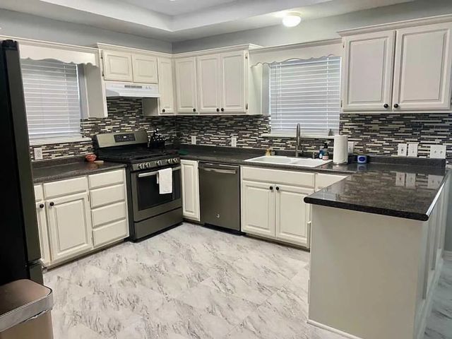 3805 Hawick Lane, Dallas, TX 75220