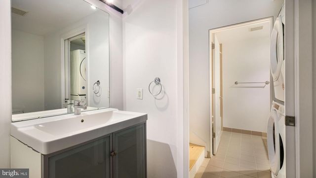 444 N 4TH ST #401, Philadelphia, PA 19123