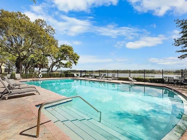 5032 POND RIDGE DRIVE, Riverview, FL 33578