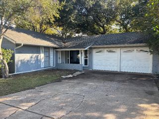 1522 Addington Street, Irving, TX 75062