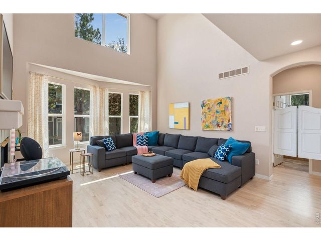 3809 Observatory Dr, Fort Collins, CO 80528
