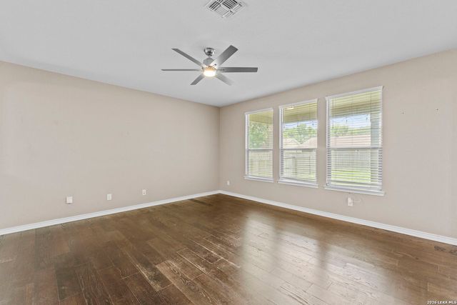111 KYLE CV, Universal City, TX 78148