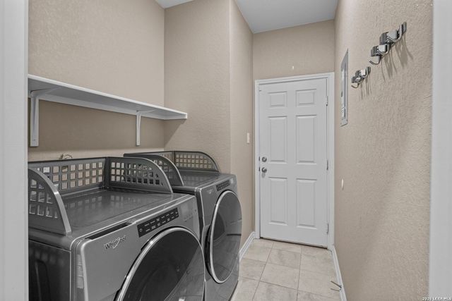 111 KYLE CV, Universal City, TX 78148