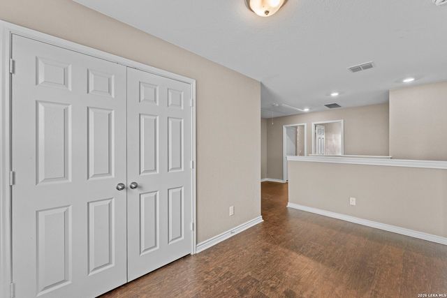 111 KYLE CV, Universal City, TX 78148