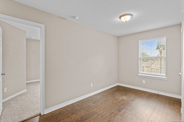 111 KYLE CV, Universal City, TX 78148