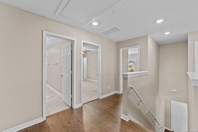 111 KYLE CV, Universal City, TX 78148