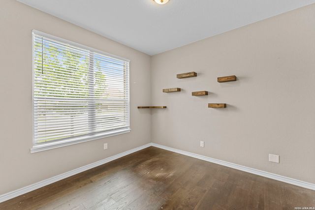 111 KYLE CV, Universal City, TX 78148