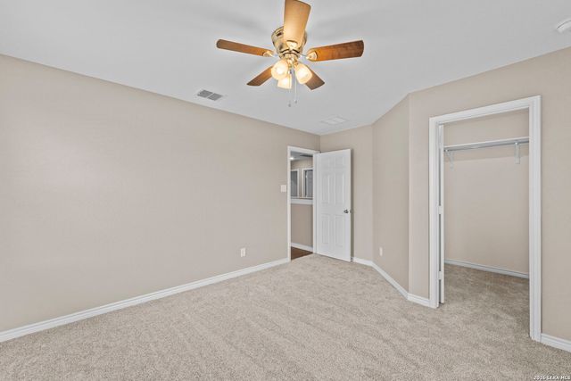 111 KYLE CV, Universal City, TX 78148