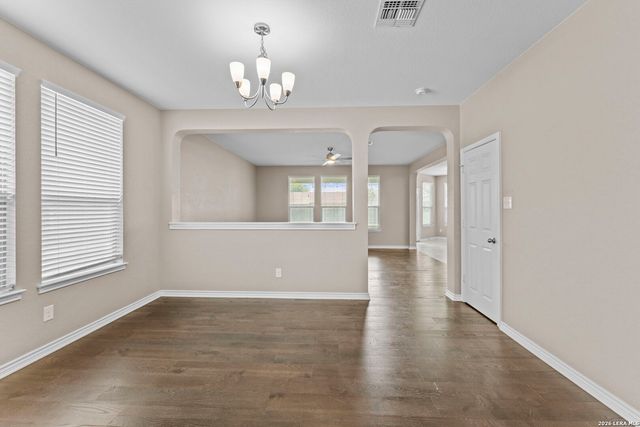 111 KYLE CV, Universal City, TX 78148