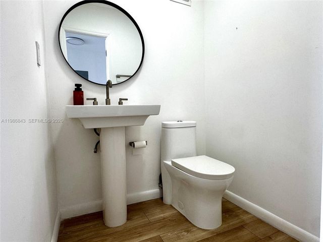 16850 S Glades Dr 8C, North Miami Beach, FL 33162