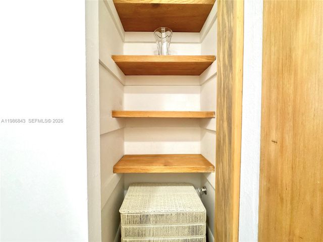 16850 S Glades Dr 8C, North Miami Beach, FL 33162