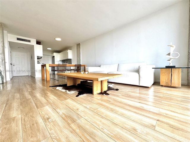 16850 S Glades Dr 8C, North Miami Beach, FL 33162