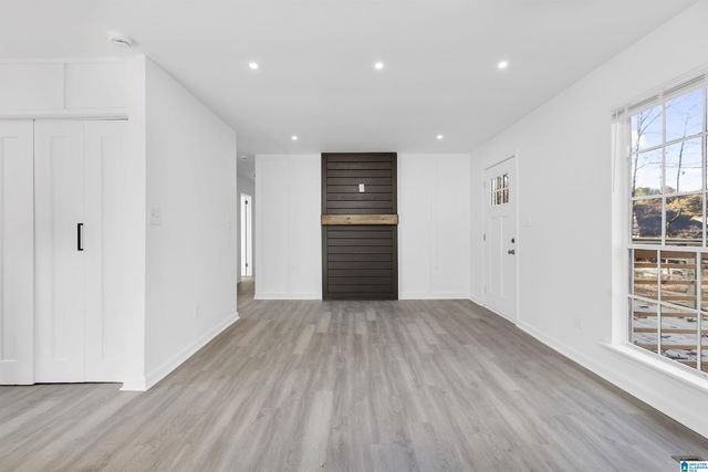 1315 YELLOWLEAF CIRCLE, Maylene, AL 35114