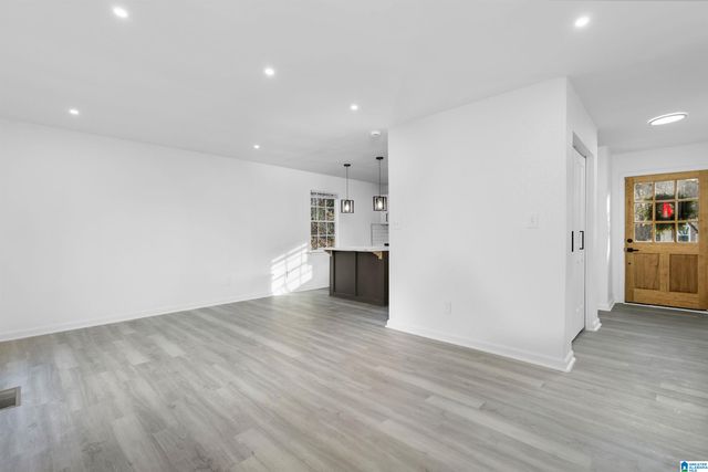 1315 YELLOWLEAF CIRCLE, Maylene, AL 35114