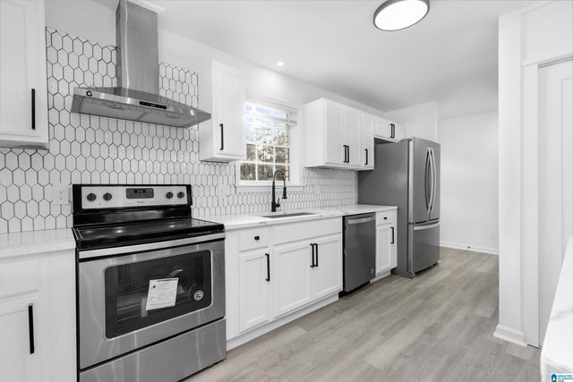 1315 YELLOWLEAF CIRCLE, Maylene, AL 35114