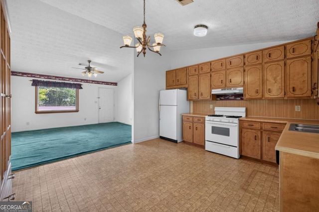 633 Webb Gin House Road, Lawrenceville, GA 30045