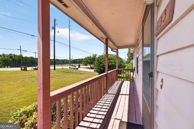 633 Webb Gin House Road, Lawrenceville, GA 30045