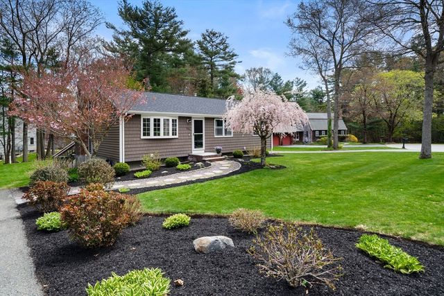 120 Ashtead Rd, Bridgewater, MA 02324