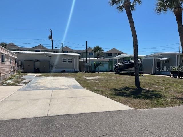 2295 N BEACH ROAD 22, Englewood, FL 34223