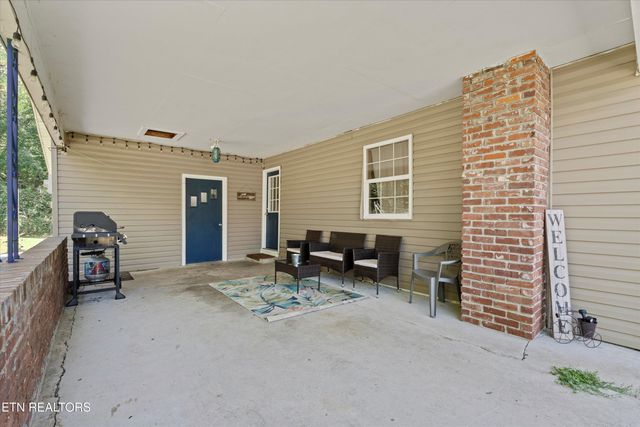 112 County Rd 339, Sweetwater, TN 37874