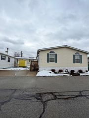 8800 Harlem Avenue 19, Bridgeview, IL 60455