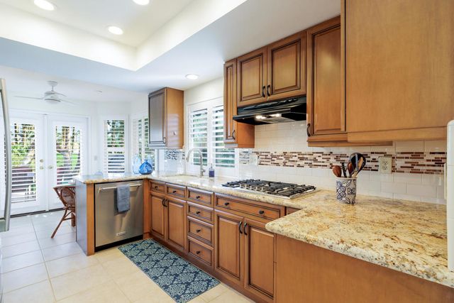 100 Barcelona Lane, Palm Desert, CA 92211