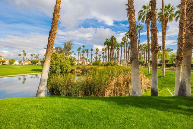 100 Barcelona Lane, Palm Desert, CA 92211